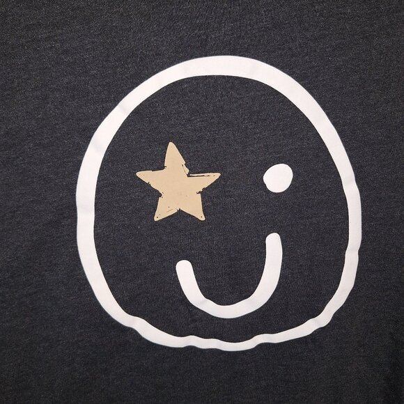 Tommy Bahama Youth Black Large T-Shirt With Smiley Face & Gold Star Eye NWT - Picture 4 of 6